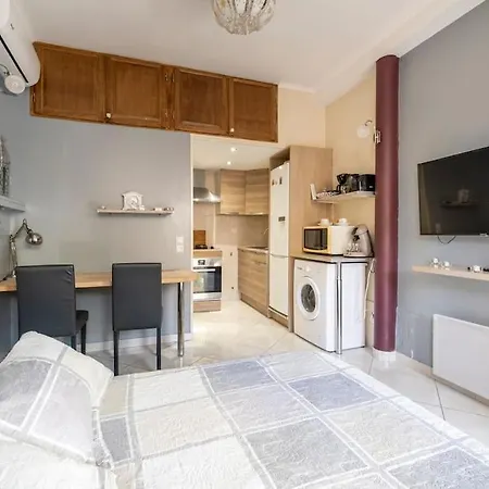 Studio Ideal Pour Deux Voyageurs Sur Marseille Exterior photo